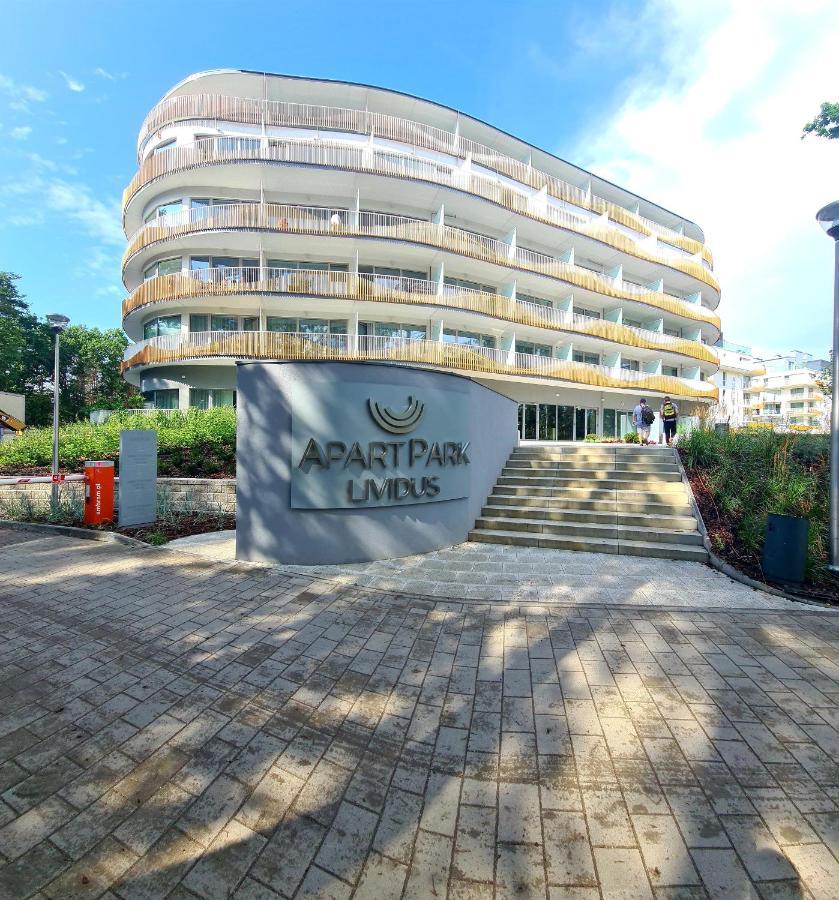 Adonis Beach Świnoujście Exterior foto